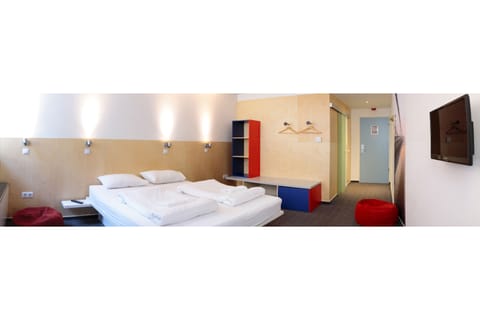Standard Double Room | Soundproofing, iron/ironing board, free WiFi, bed sheets