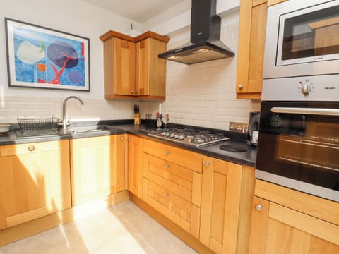 Fridge, dishwasher, electric kettle, toaster