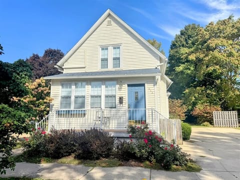 Step Inside, Breathe Out, and Let Vacation Begin Harts Haven is ready&59&59&59&59&59&59&59; your only job is to unwind.