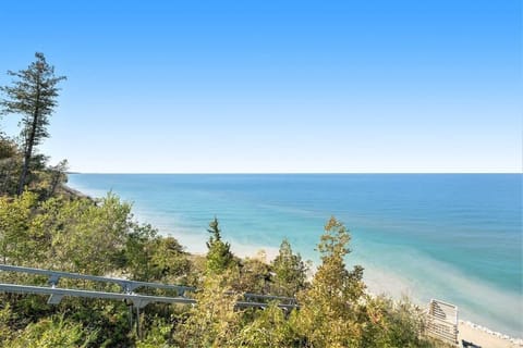 At the end of the street, amazing views from the top of neighborhood bluff