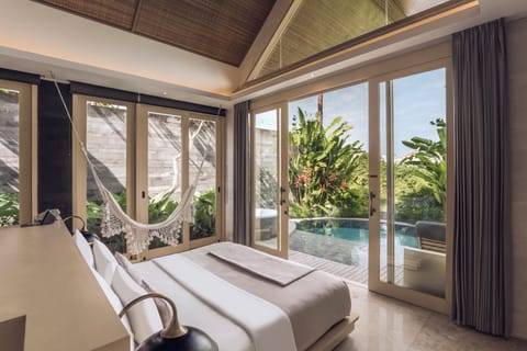 Royal Smart 1 Bedroom Villa with Private Pool & Hot Tub | Premium bedding, minibar, in-room safe, individually furnished