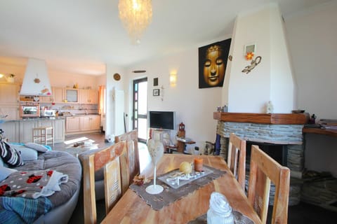 Dining Room, Living Room