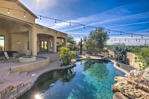 Mesa Vacation Rental | 4BR | 4.5BA | 4,600 Sq Ft | Half Step to Enter
