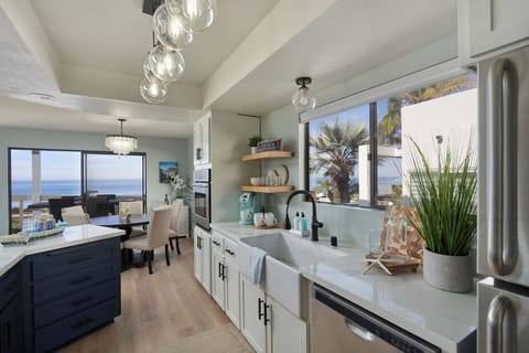 Kitchen with views all around