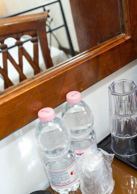 Hypo-allergenic bedding, down comforters, desk, free WiFi