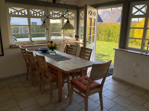 For up to 8 people_FH - Ferienhaus Becker Apartment in Prerow