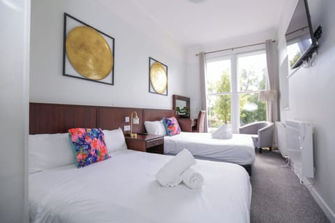 Family Quadruple Room | Individually decorated, individually furnished, soundproofing