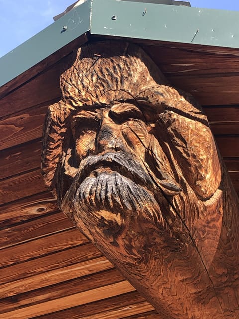 Carving on the roof purlin.