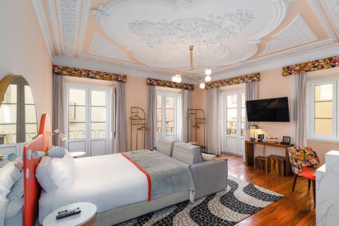 Superior Room | Premium bedding, in-room safe, individually decorated