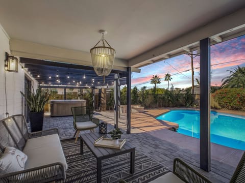 Outdoor covered lounge area