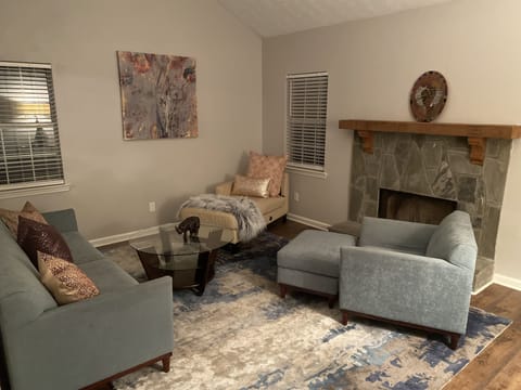 Warm and inviting gathering space that extends to the great outdoors.