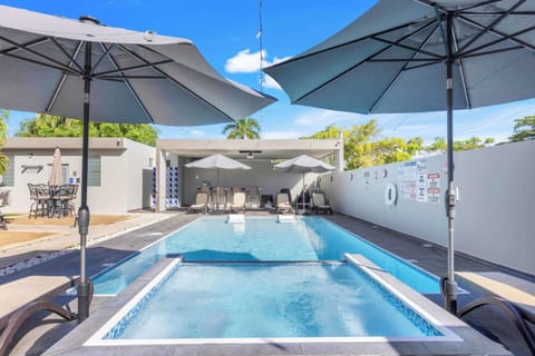 Shared Hot Tub and Pool