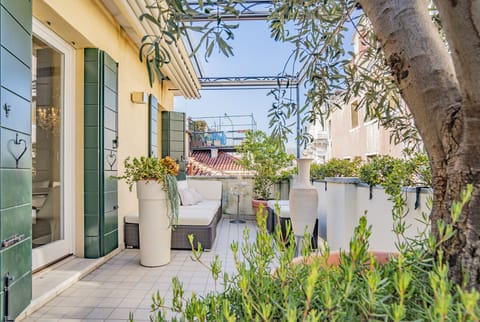 Colleoni apartment lovely terrace