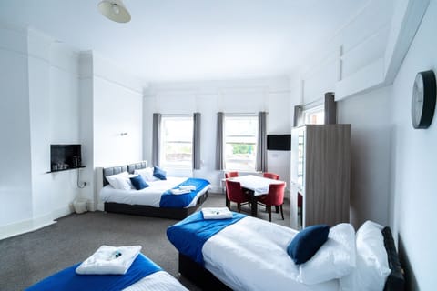 Family Suite, Ensuite, City View