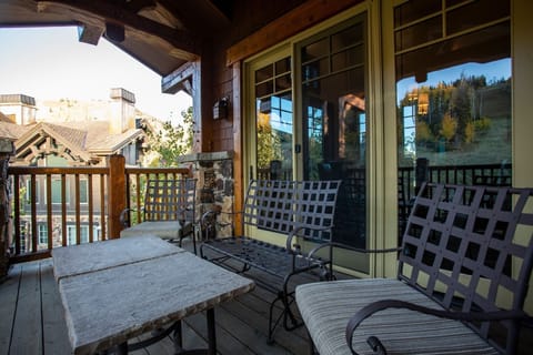 Handrail, Banister, Flooring, Chair, Furniture