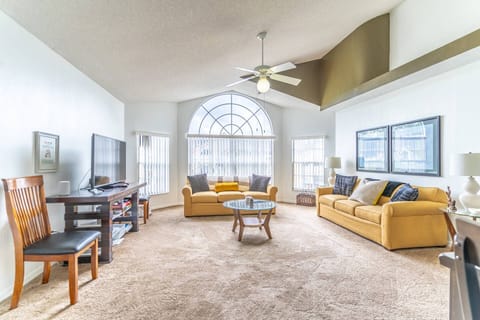 Spacious Vacation Home in Orlando!