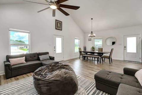 Living Area. 