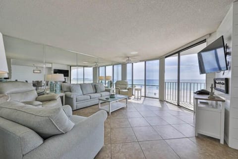 Gulf front living room.