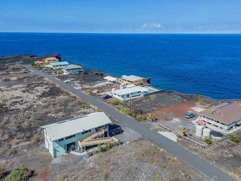 The Southern Belle located peaceful distance from the ocean blue.