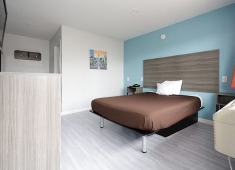 Single Room | Free WiFi, bed sheets