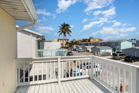 Yes, that's the beach you're looking at!