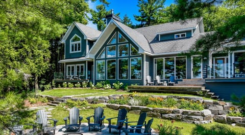 Hamilton Point Lakehouse - Lake Side