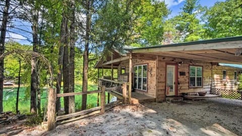 Parking for 2-3 cars
