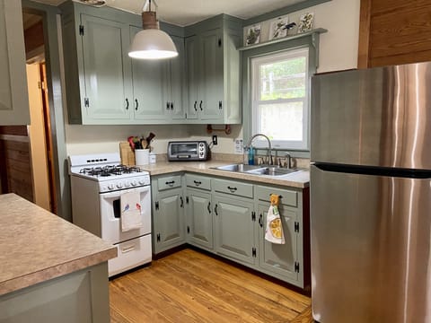 Freshly painted kitchen 2022