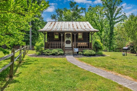 Welcome to The Little River Cabin