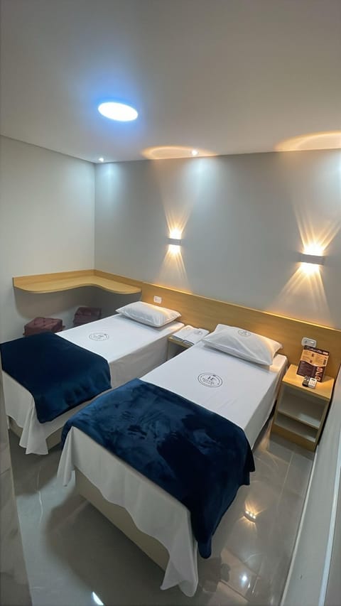 Superior Twin Room | Desk, free WiFi, bed sheets