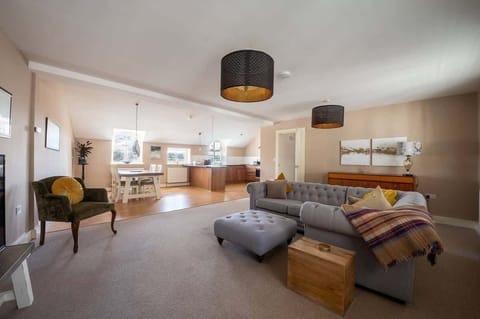 Beautiful open plan kitchen, diner and living room