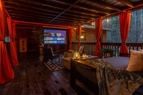 Outdoor projector experience