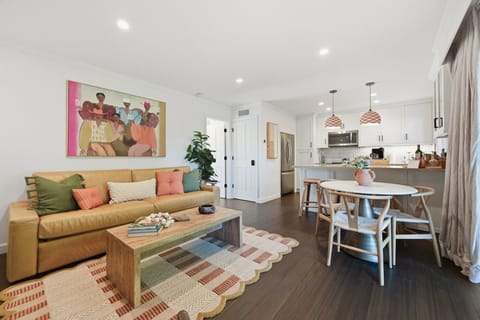 Bright, stylish and open—this Napa condo combines a comfortable living room, dining area and full kitchen for an easy Wine Country stay.