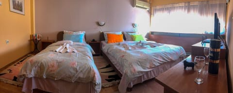 Room, 4 Bedrooms, Terrace | 4 bedrooms, WiFi