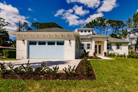 Brand new home with beautiful entry