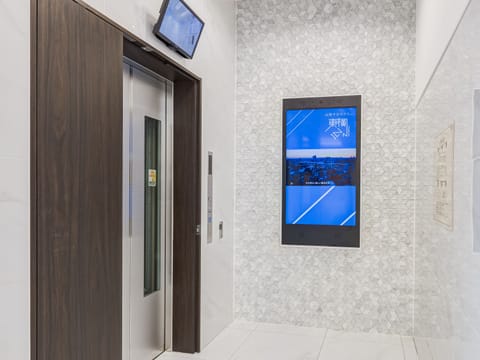 Elevator