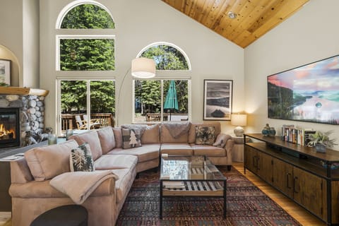 Tv room: 
Sun Valley Mountain Escape