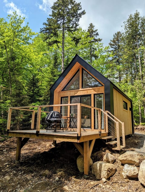 Mini Chalet NORDIK - Glamping / Hiking | WiFi (free), bed sheets