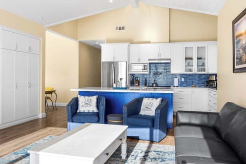 Living Room - Upstairs