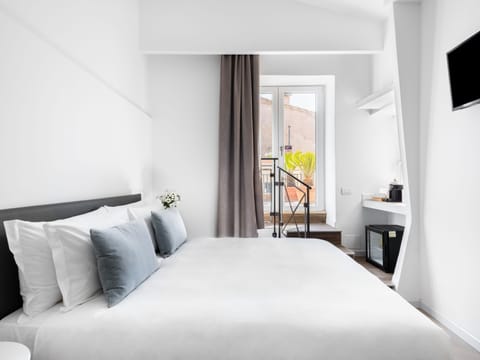 Standard Room with Terrace | Premium bedding, individually decorated, individually furnished