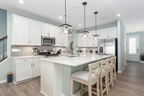 Beautiful large kitchen with seating for 4