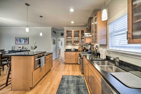 Kitchen | Toaster | Drip Coffee Maker | Blender | Ice Maker | Tea Kettle