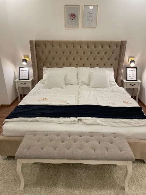 Luxury Apartment | 1 bedroom, individually decorated, individually furnished, desk