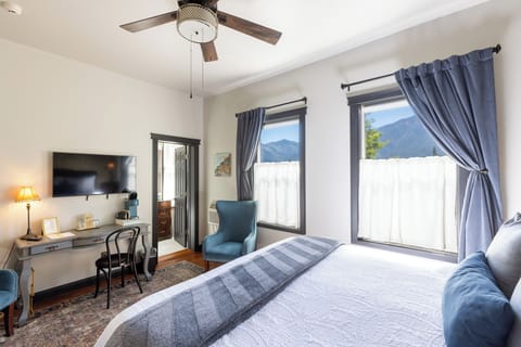 Room 2 | Premium bedding, pillowtop beds, free WiFi, bed sheets