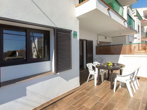 Property, Furniture, Window, Table, Wood, Chair, Building, Architecture, Interior Design, Shade
