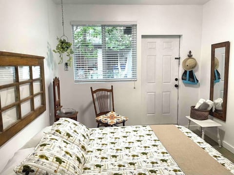 Making you feel at home is our goal .
Fresh towels always available.