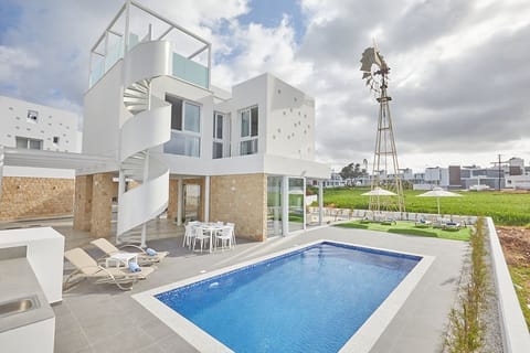 Villa VB15, Beautiful and New 3BDR Protaras Villa, Close to Fig Tree Bay Beach