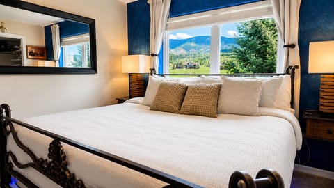 Luxury iron bed with Casper memory foam & mountain golf course views