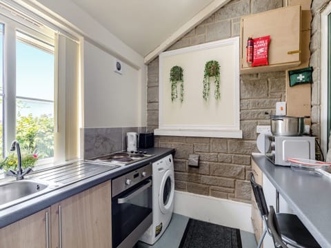 Kitchen | Greystones Nawab Annex C - Greystones, Flagg, Buxton