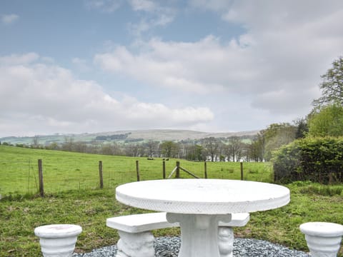 Sitting-out-area | Spring Grove, Watermillock on Ullswater, near Pooley Bridge